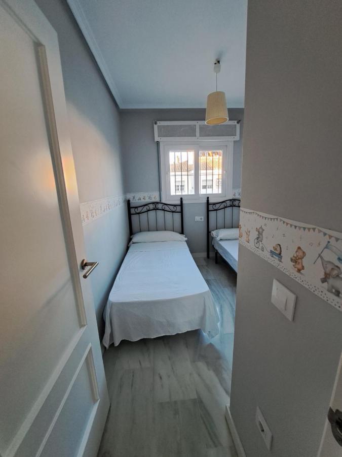Apartamento Pinares Del Atlantico Чиклана де ла Фронтера Екстериор снимка
